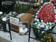 (увеличить фото) г. Москва, Троекуровское кладбище (уч. № 20). Могила О.М. Григорьева до установки надгробия (август 2015 года)