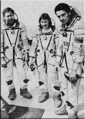 Слева направо: Андрей Зайцев, Хелен Шарман (Великобритания) и Валерий Корзун