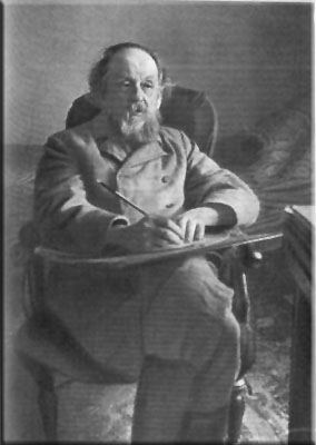 С 1908 года Циолковский писал карандашом под копирку, положив на колени фанерную дощечку.