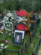 (увеличить фото) г. Москва,  Троекуровское кладбище, могила Г.Т. Зацепина до установки надгробия (июль 2010 года)