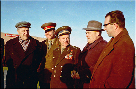 Слева направо: Н.А. Пилюгин, А.М. Войтенко, Н.П. Каманин, С.П. Каманин и Е.В. Шабаров
