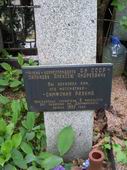 (увеличить фото) г. Москва, Введенское кладбище (уч. № 29), могила А.А. Ляпунова (фрагмент надгробия, сентябрь 2011 года)
