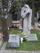 (увеличить фото) г. Москва, Новодевичье кладбище (уч. № 7, ряд № 14, место № 8), Захоронение семьи Тамм (сентябрь 2012 года)