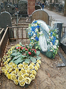 (увеличить фото) г. Москва, Введенское кладбище (уч. № 21). Могила С.Б. Пушкина (апрель 2016 года)